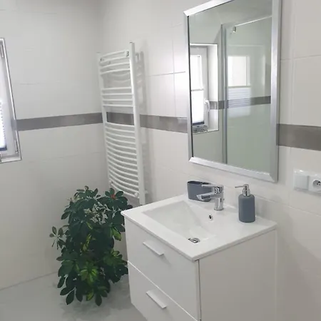 W Gorcach Lägenhet Ponice